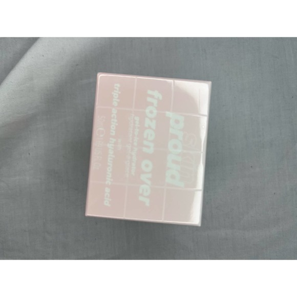 *brand new* Skin Proud frozen over skin care - Picture 1 of 3